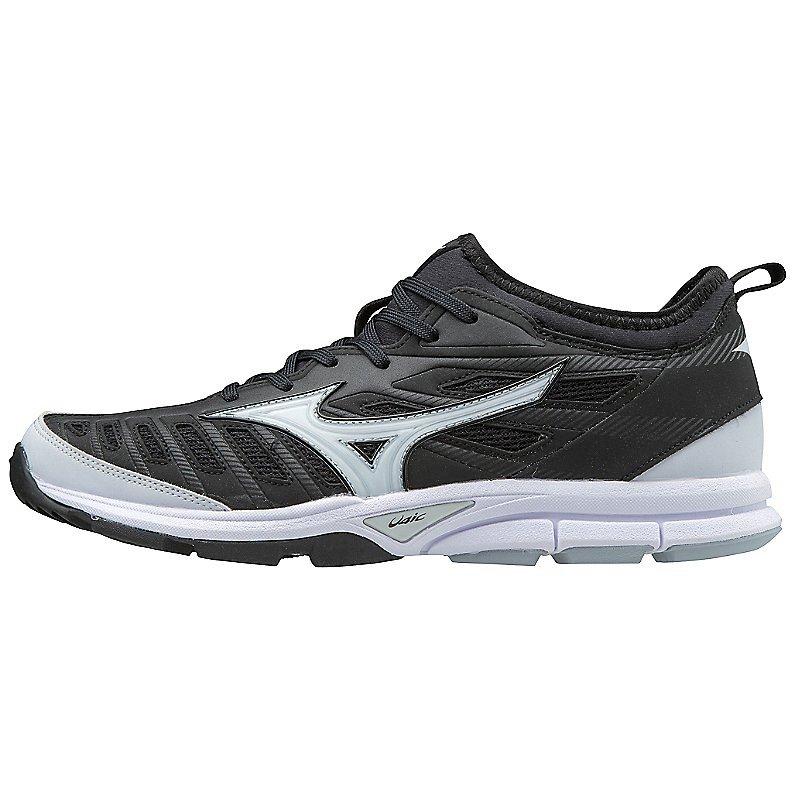 mizuno player trainers