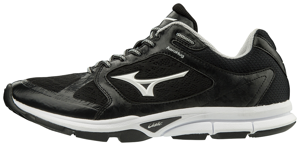 mizuno player trainers