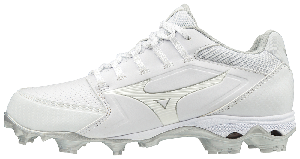 mizuno wave stealth