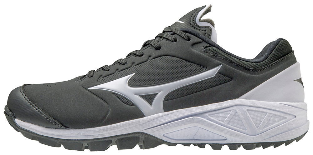 mizuno mens softball shoes