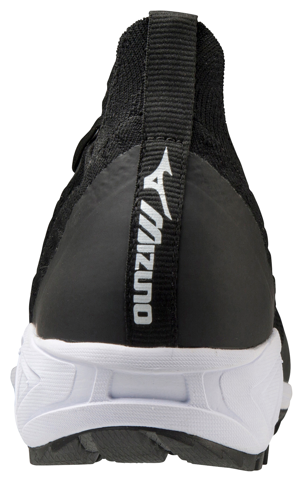 mizuno dominant as turf