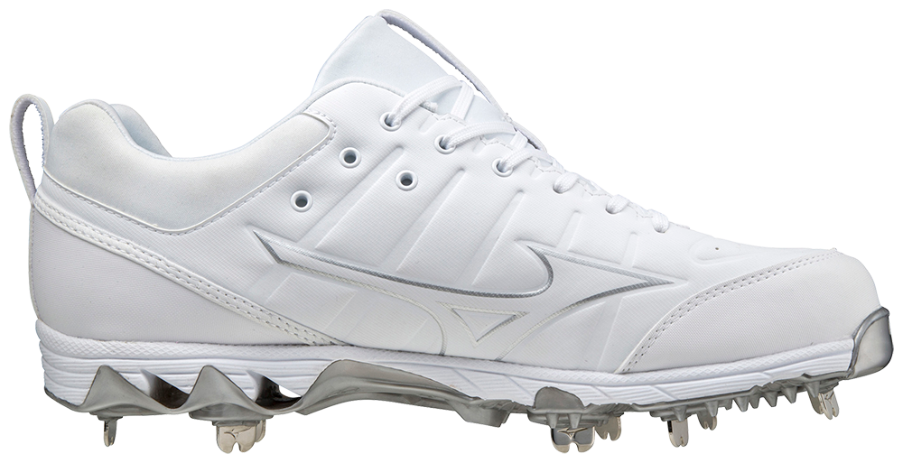 9-Spike® Ambition 2 Low Men's Metal Baseball Cleat - Mizuno Canada
