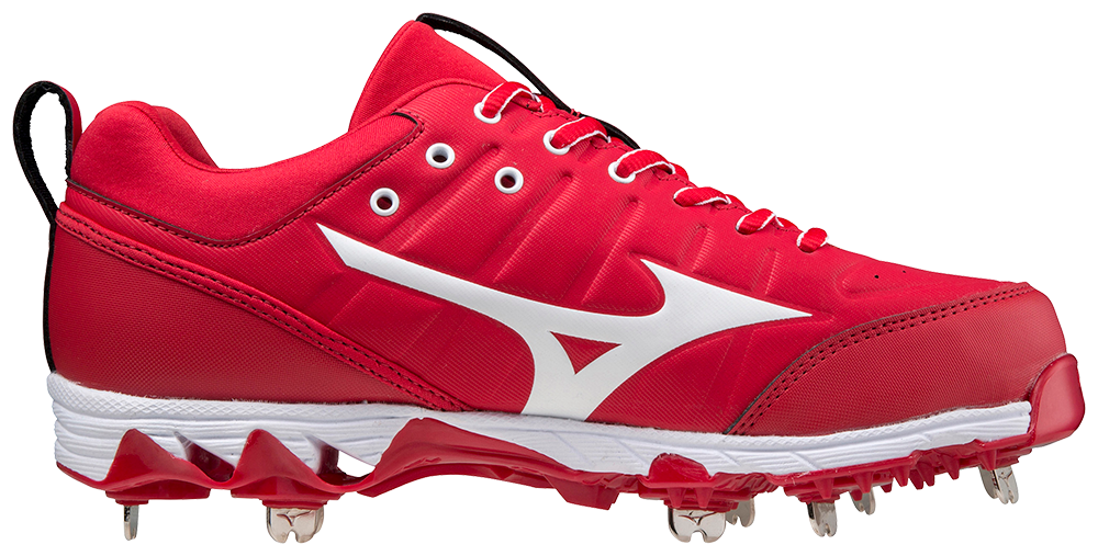 9-Spike Swift 7 Low Womens Metal Softball Cleat - Mizuno USA