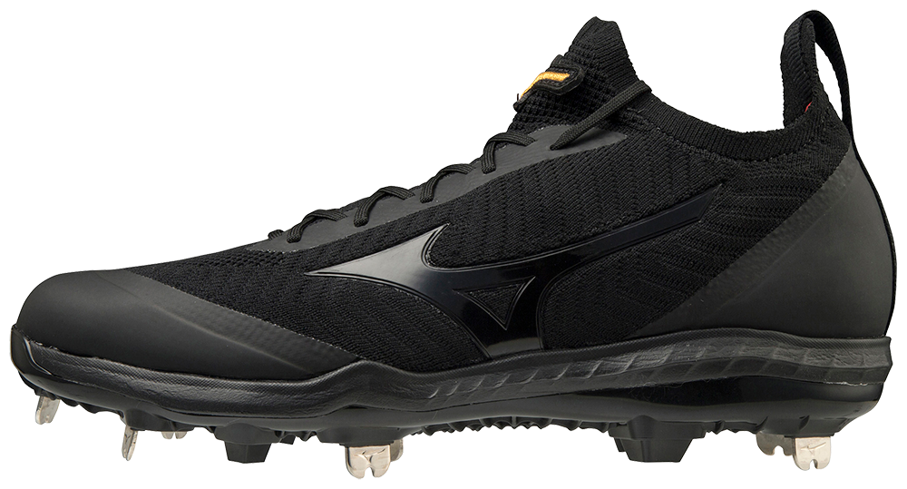 mens black baseball cleats