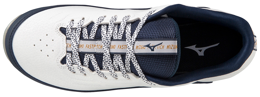 9 Spike Swift 8 Low Women s Metal Fastpitch Softball Cleat Mizuno Canada