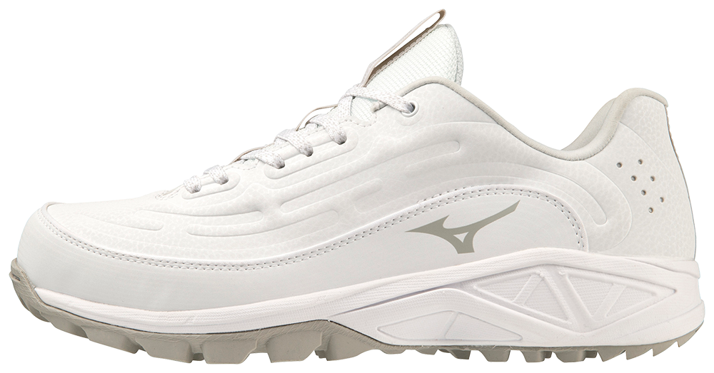 Mizuno Ambition 3 FP Low All Surface Women's Turf Shoe - Mizuno USA