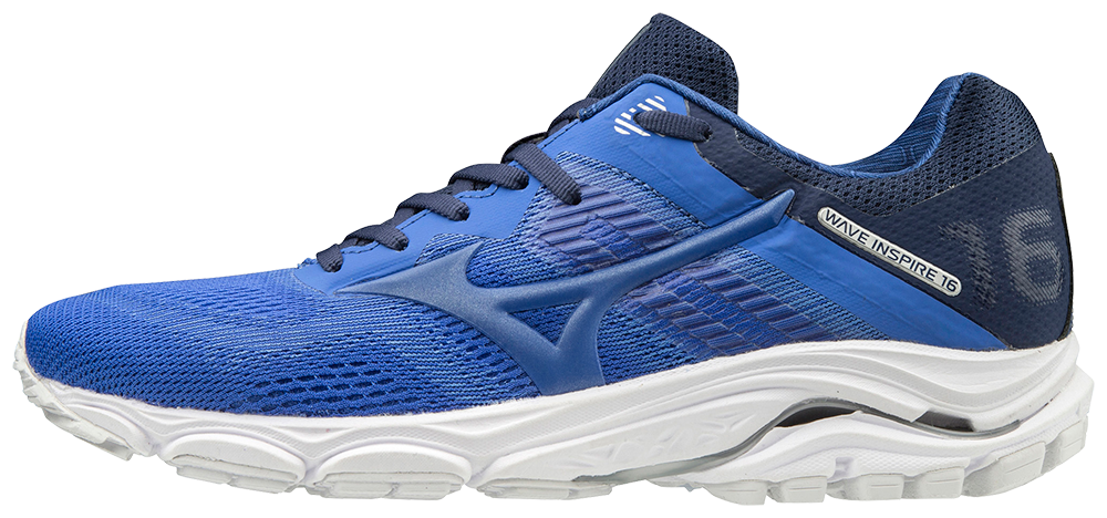 mizuno wide fit running shoes