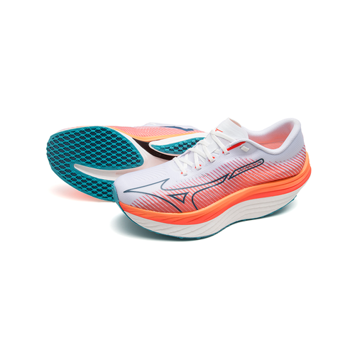 Mizuno Wave Rebellion Pro ブラック/ホワイト Mizuno Wave Rebellion Pro | Road Racing Shoes Reviews