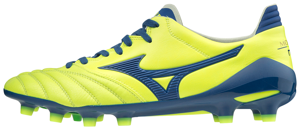 mizuno soccer shoes japan