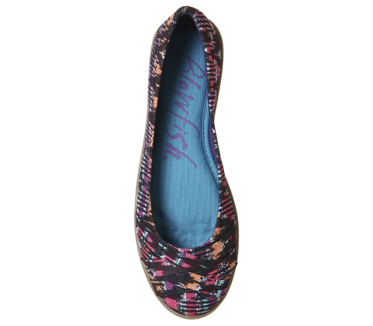 blowfish glo pumps