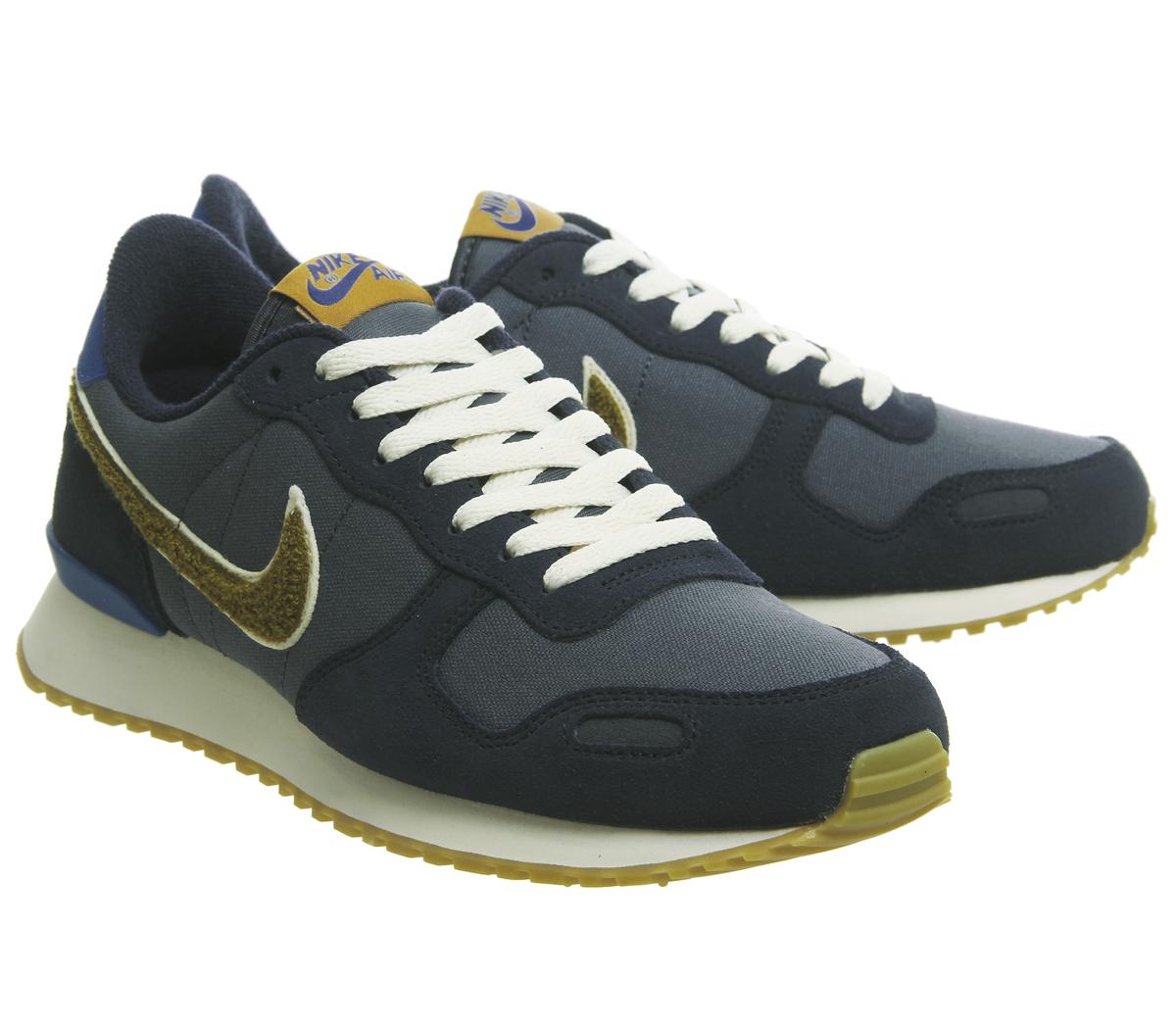 nike light green air vortex trainers