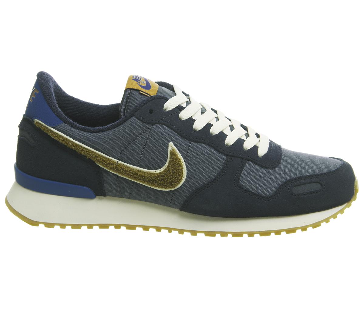 nike light green air vortex trainers