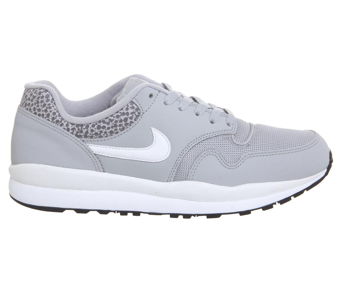 nike air safari trainers wolf grey white black