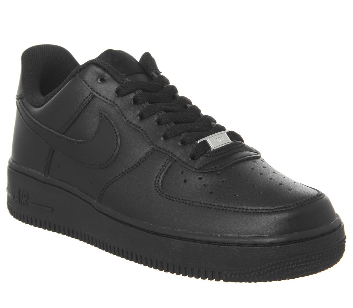 Nike Air Force 1 Trainers Black - His 