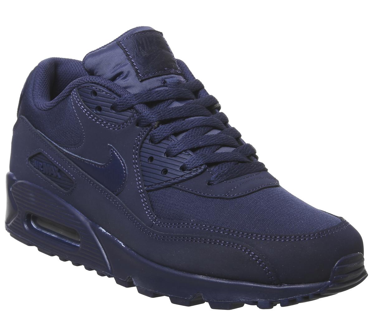 navy nike air max trainers