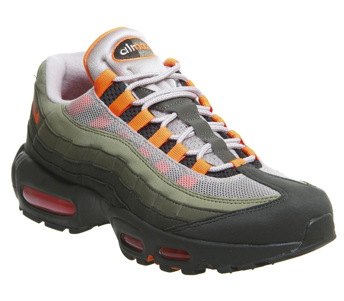 Nike Air Max 95 Trainers String Total 
