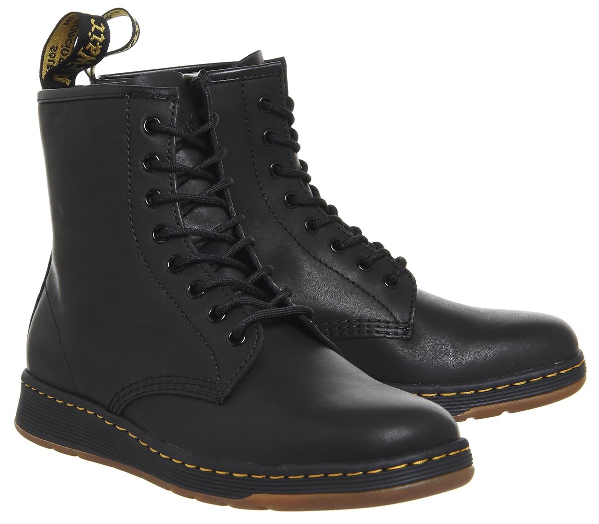 Dr. Martens Newton 8 Eye Boot Black Leather - Stiefel