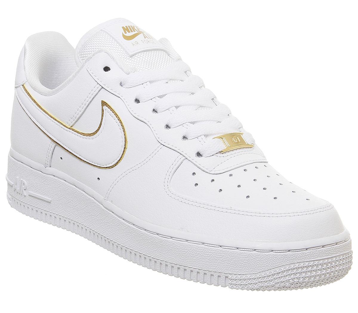 Nike Air Force 1 07 Trainers White 
