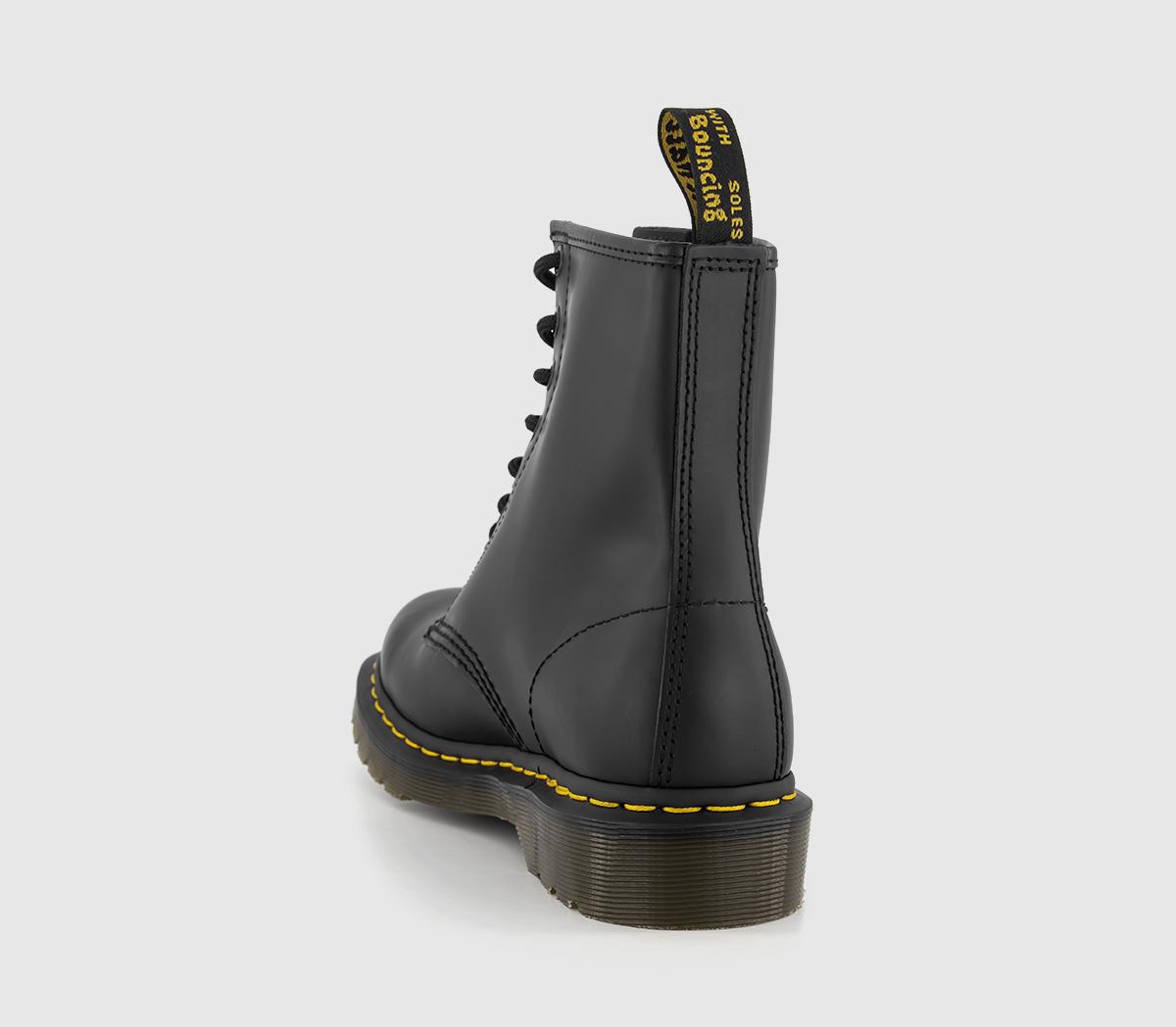 8 eyelet lace up boots black