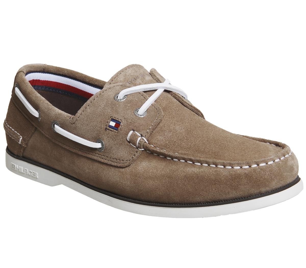 Tommy Hilfiger Classic Boat Shoes Taupe Suede His trainers