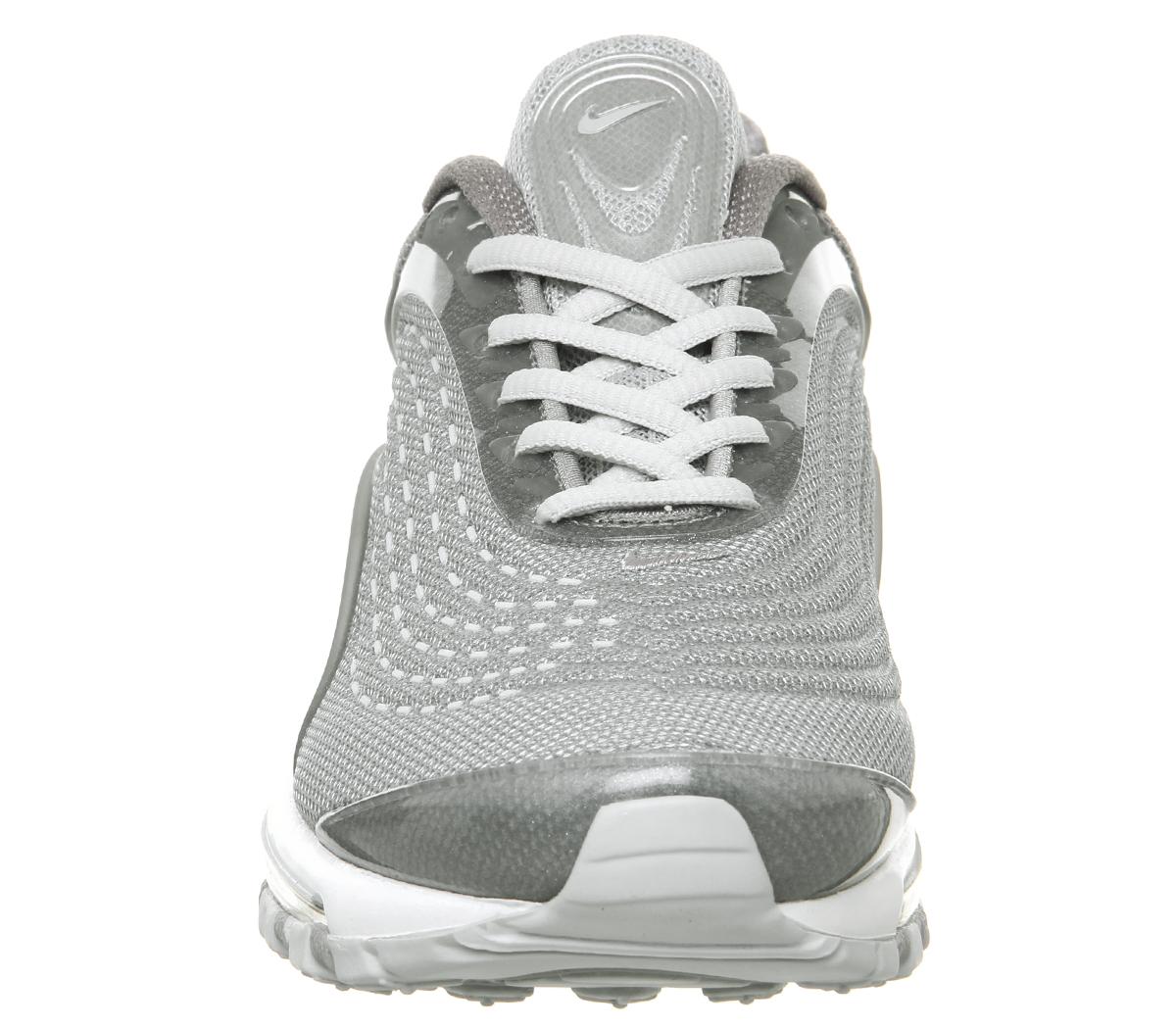 air max deluxe trainers black mono