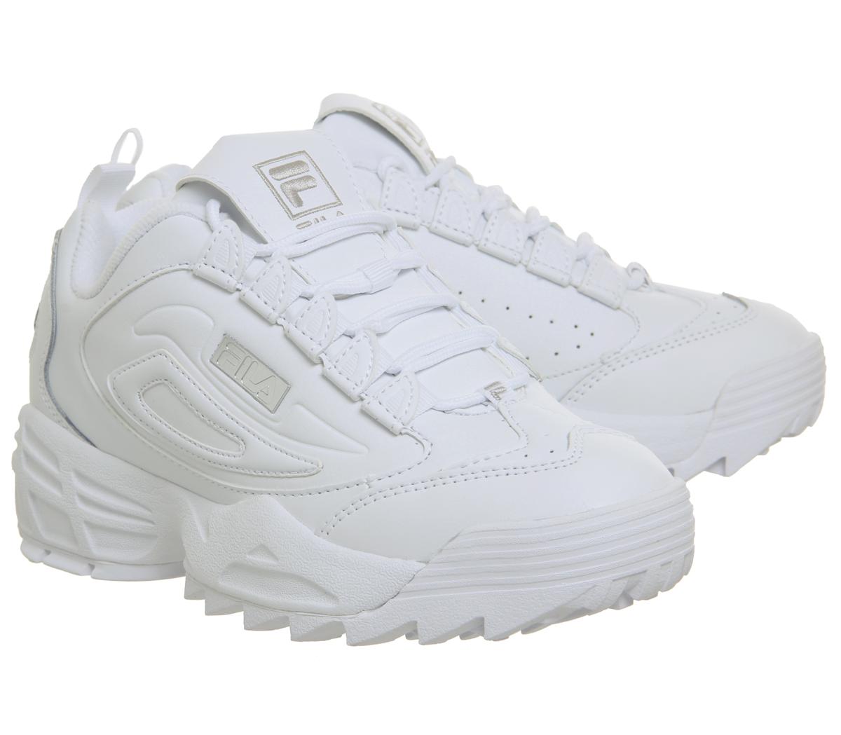 fila disruptor trainers in white