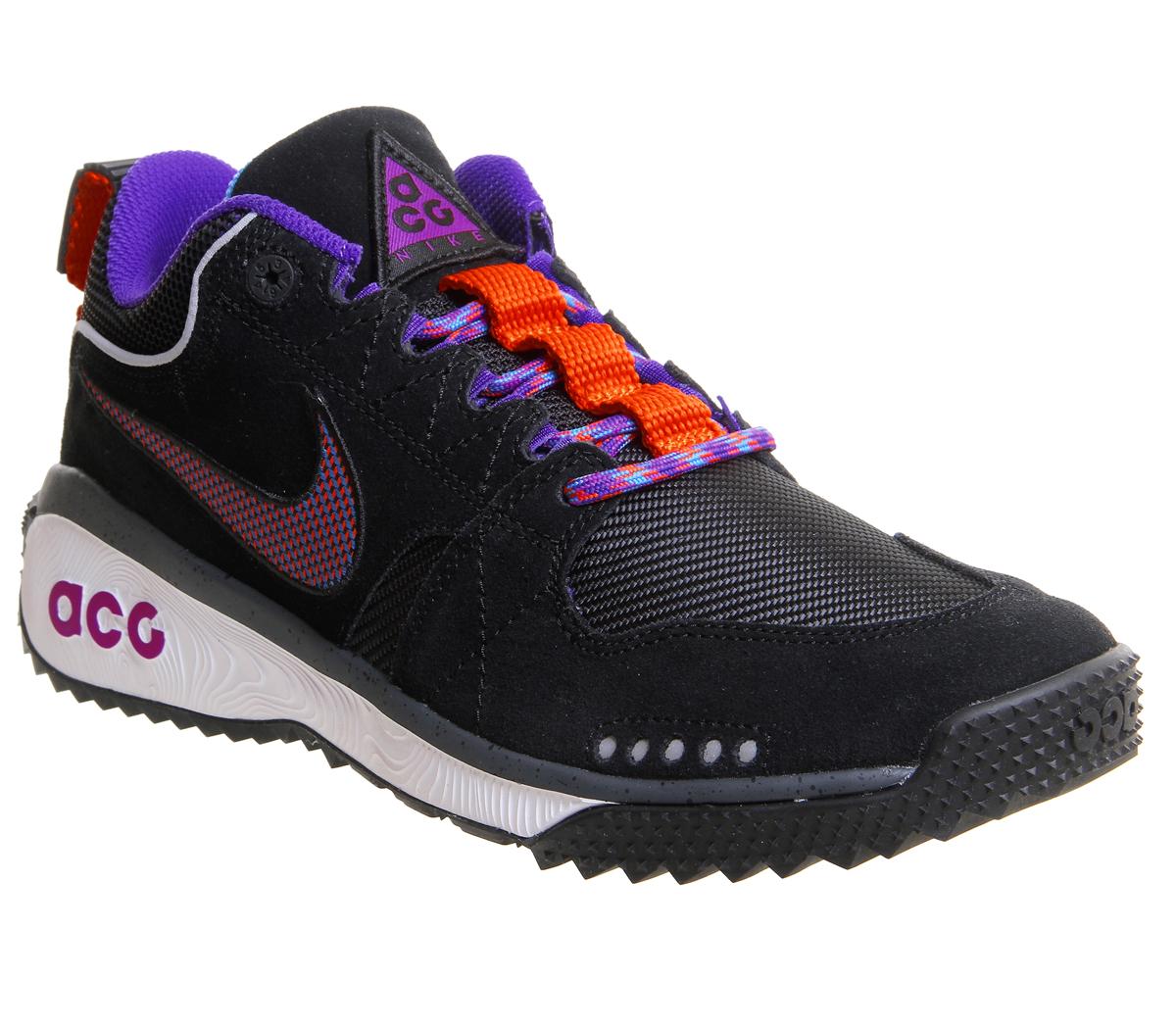 acg nike trainers