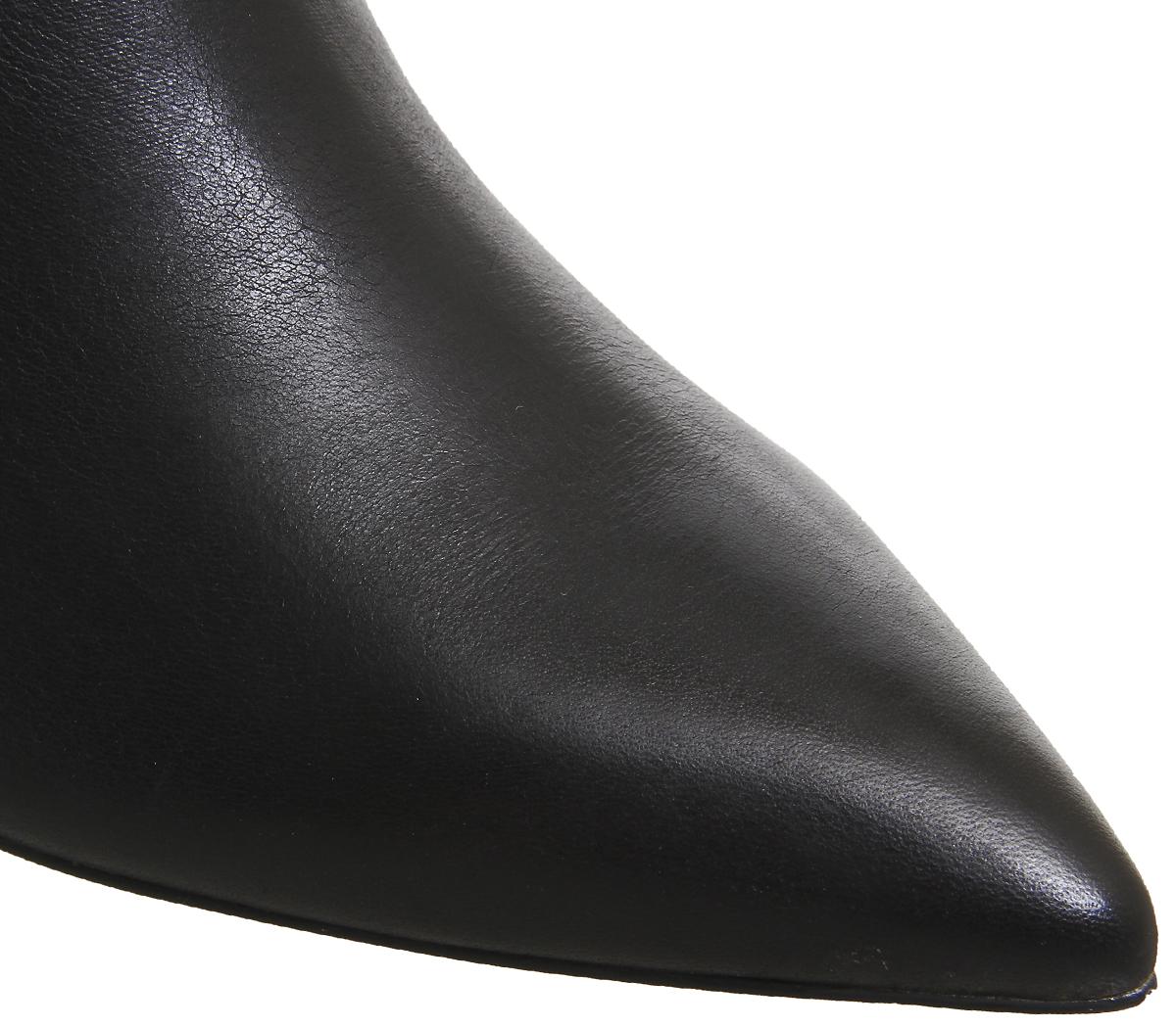 pointed block boots