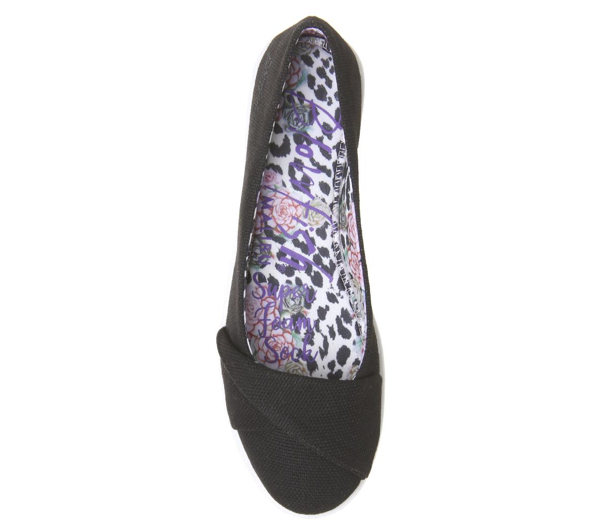 blowfish canvas pumps