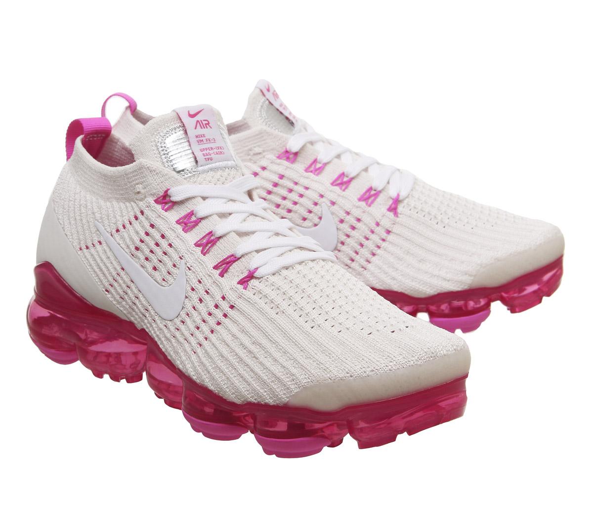 womens trainers vapormax