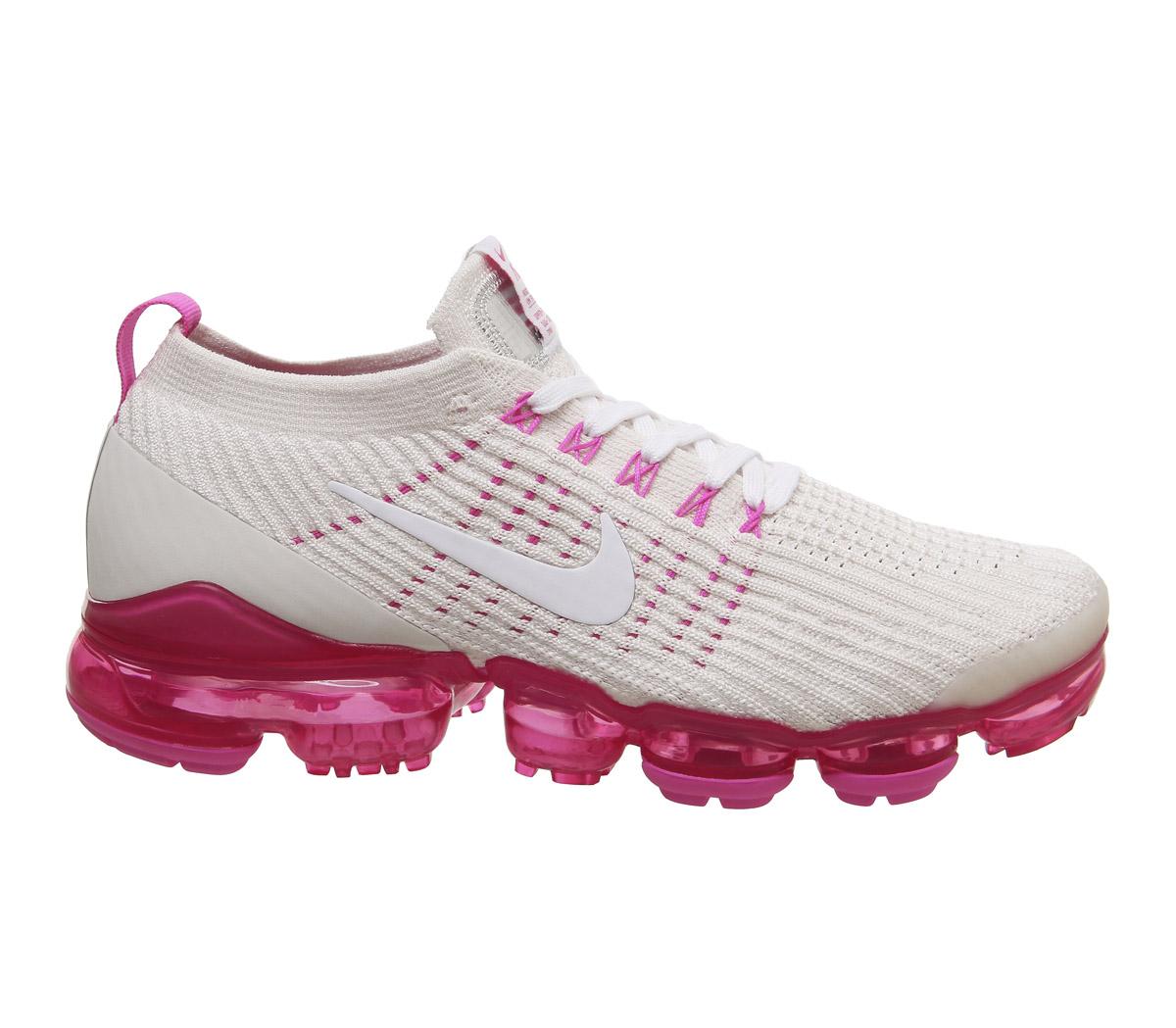 womens trainers vapormax