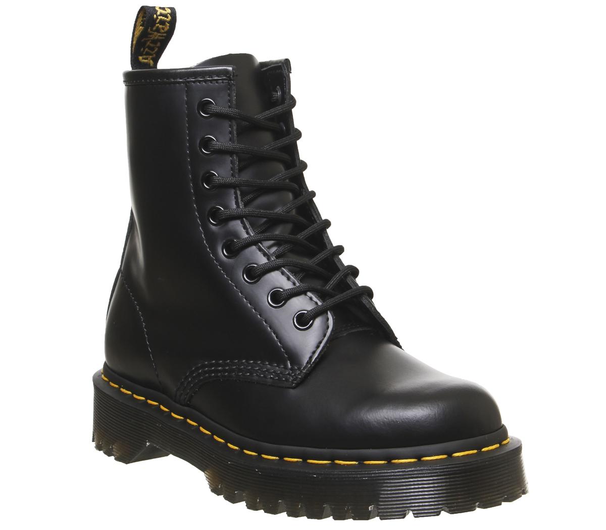 Dr. Martens Bex 8 Eye Boots Black - Ankle Boots