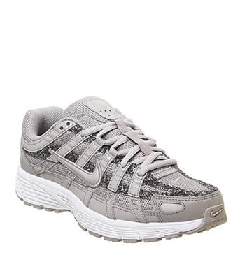 Nike Trainers for Men, Women & Kids | OFFICE Nike Women's Trainers & Runners | Littlewoods Ireland Online
