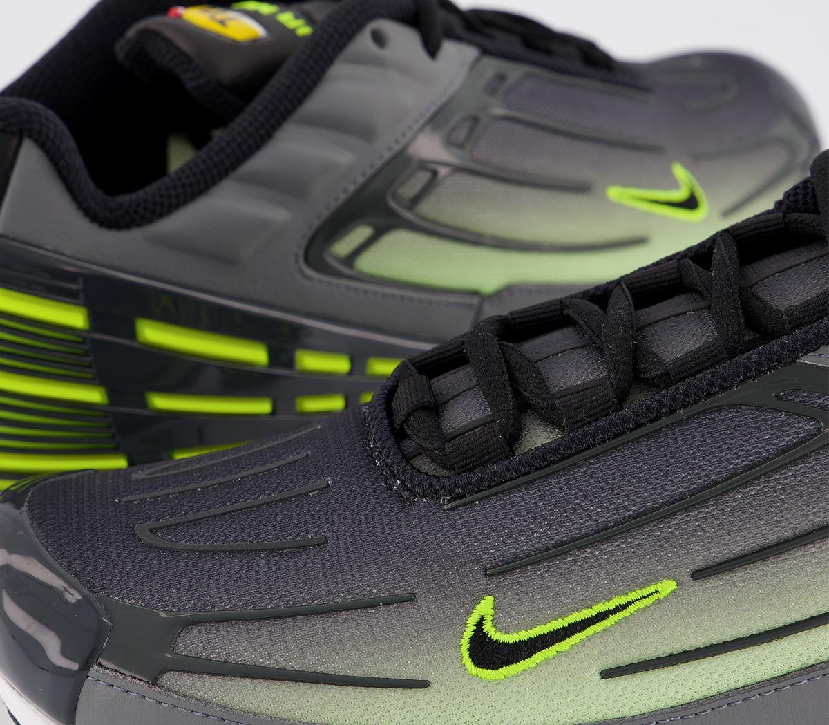 smoke grey air max