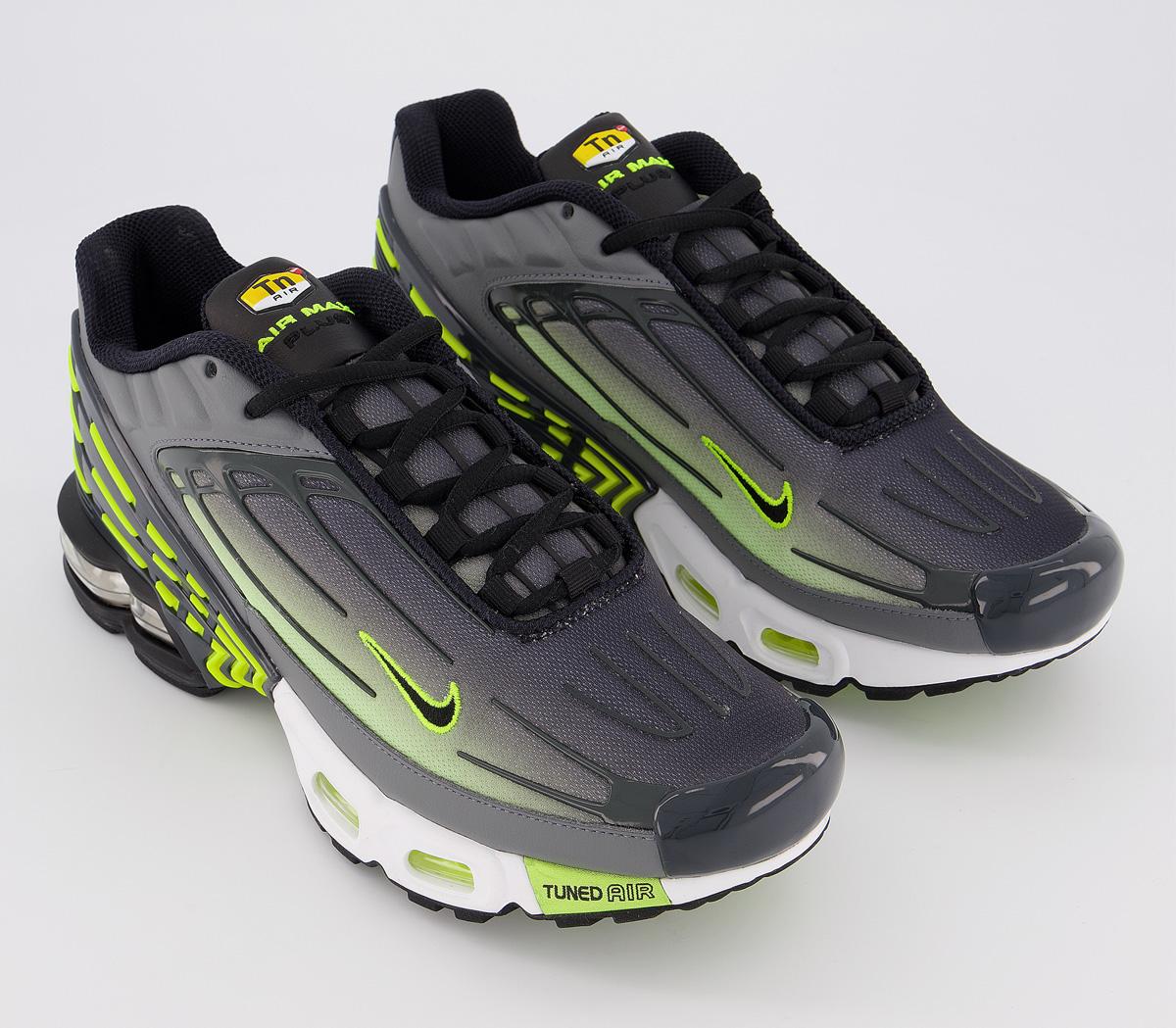 smoke grey air max