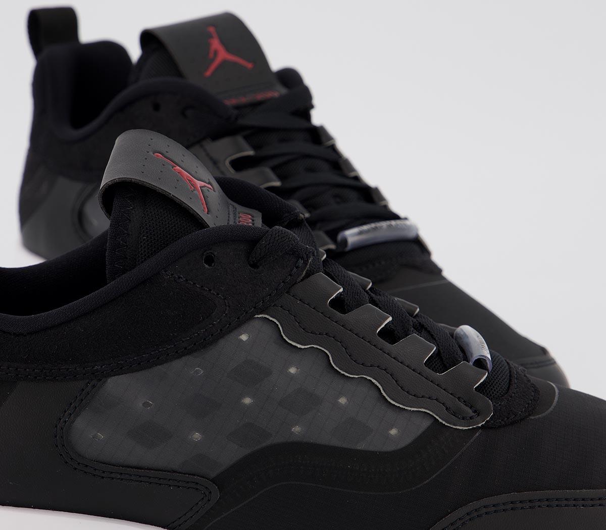 air 200 trainers