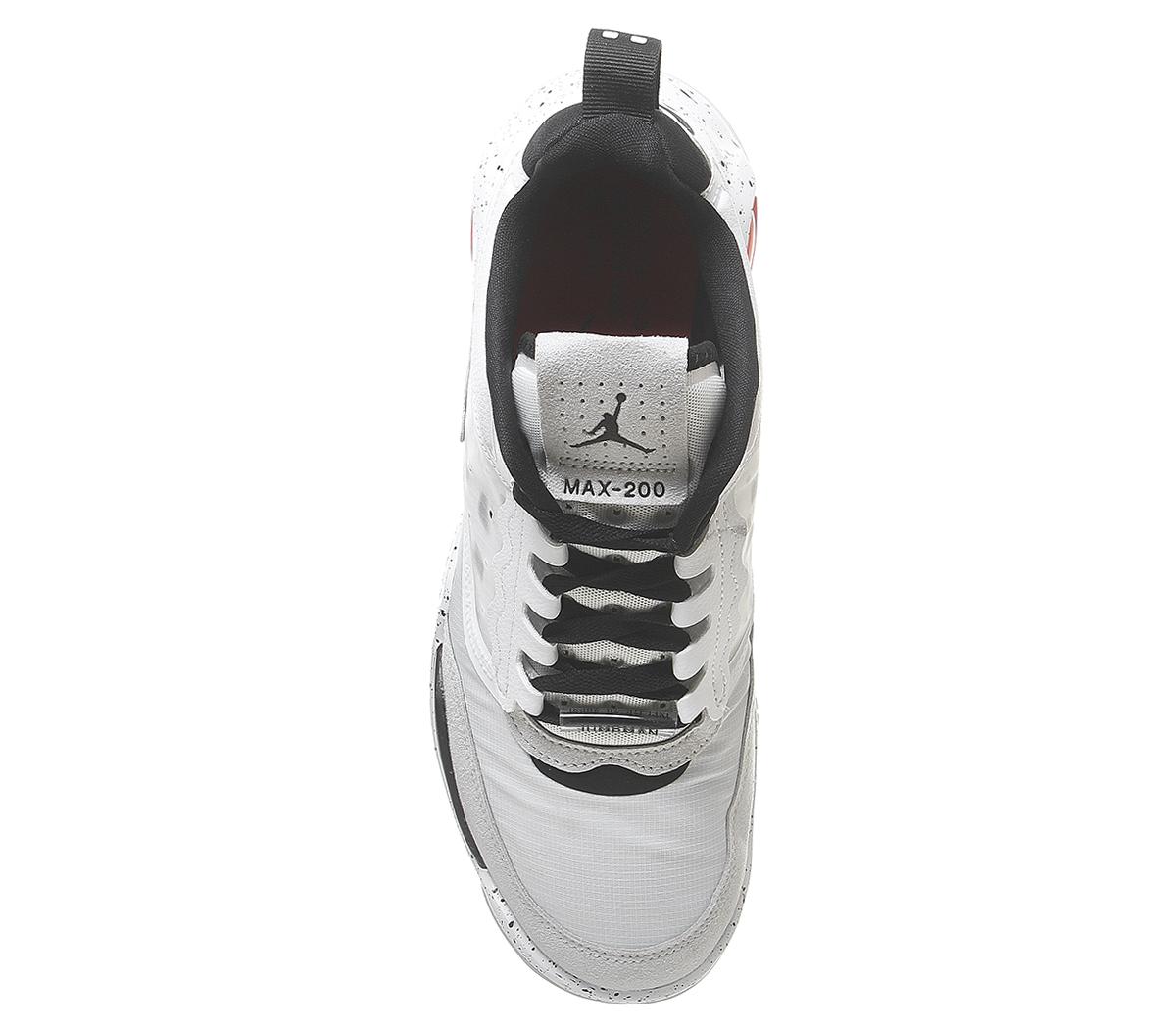 air 200 trainers