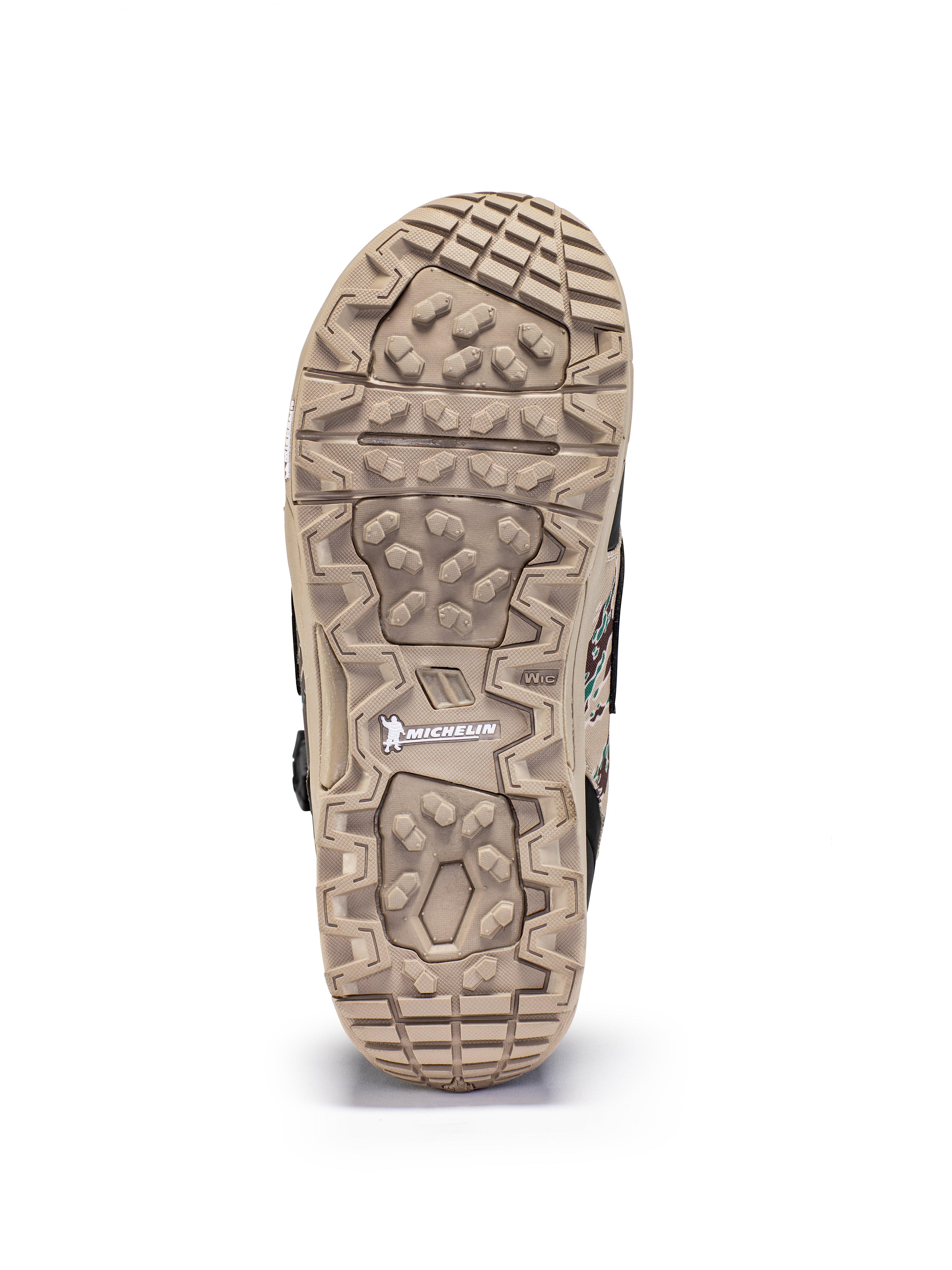 insano snowboard boot