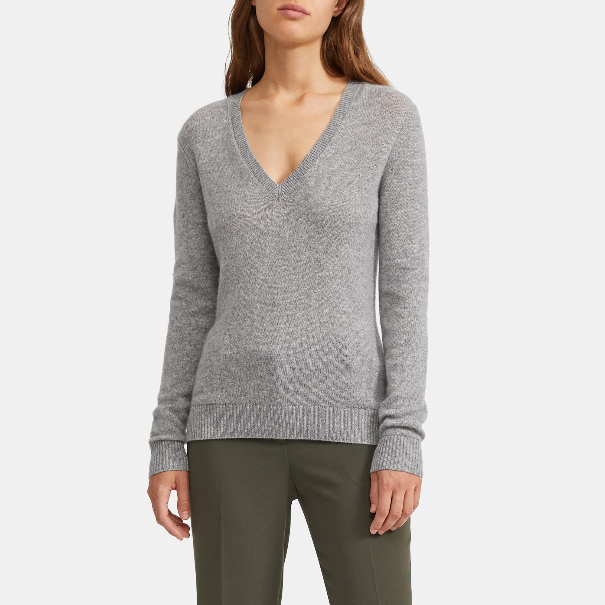 V-Neck Sweater in Feather Cashmere 0 - click to view larger image