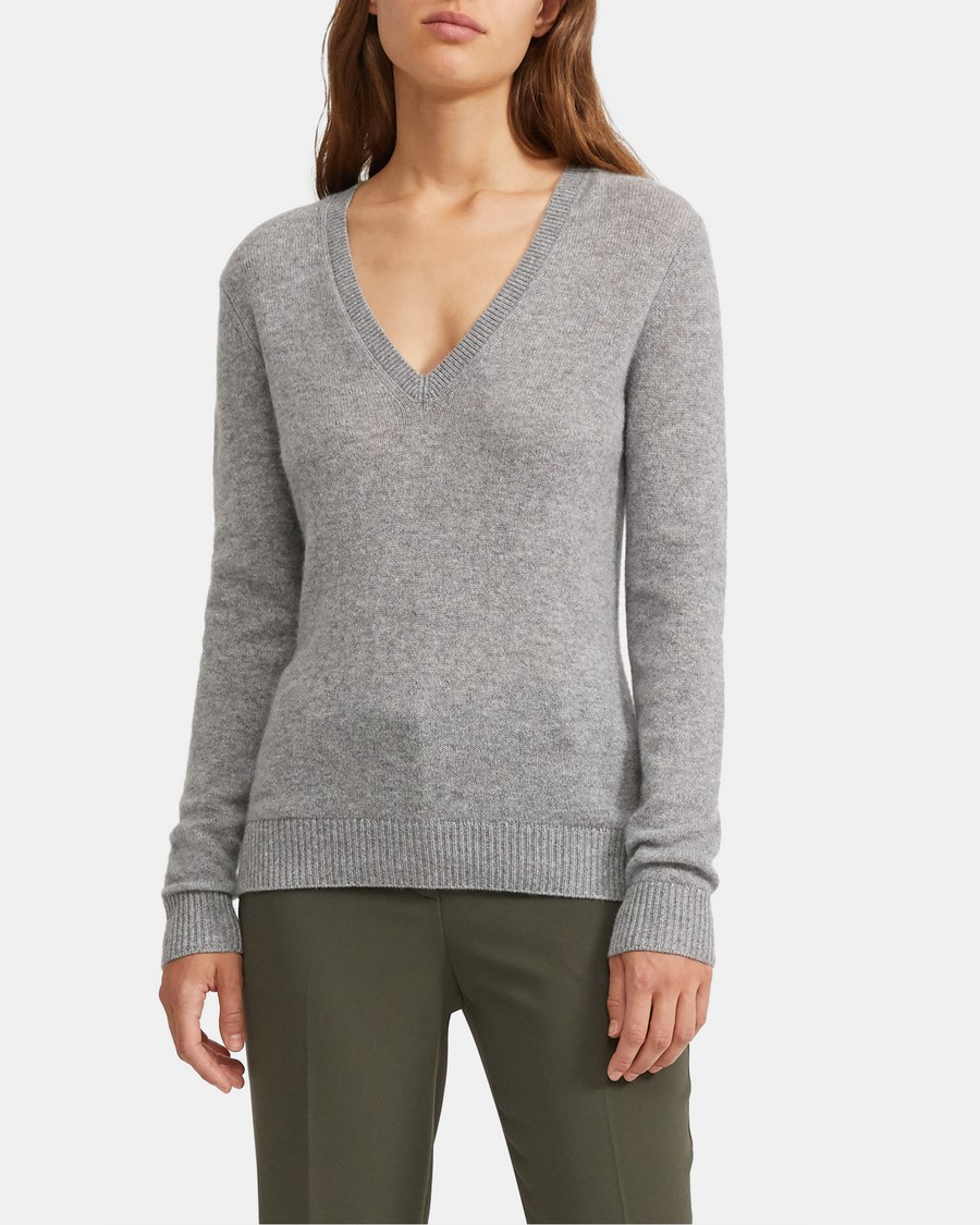 V-Neck Sweater in Feather Cashmere 0 - click to view larger image