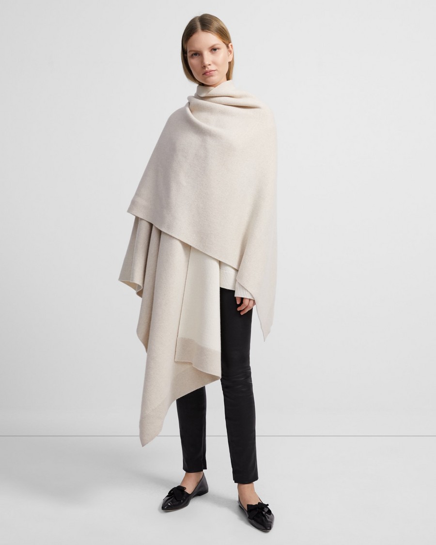 Poncho in Felted Wool-Cashmere 0 - click to view larger image