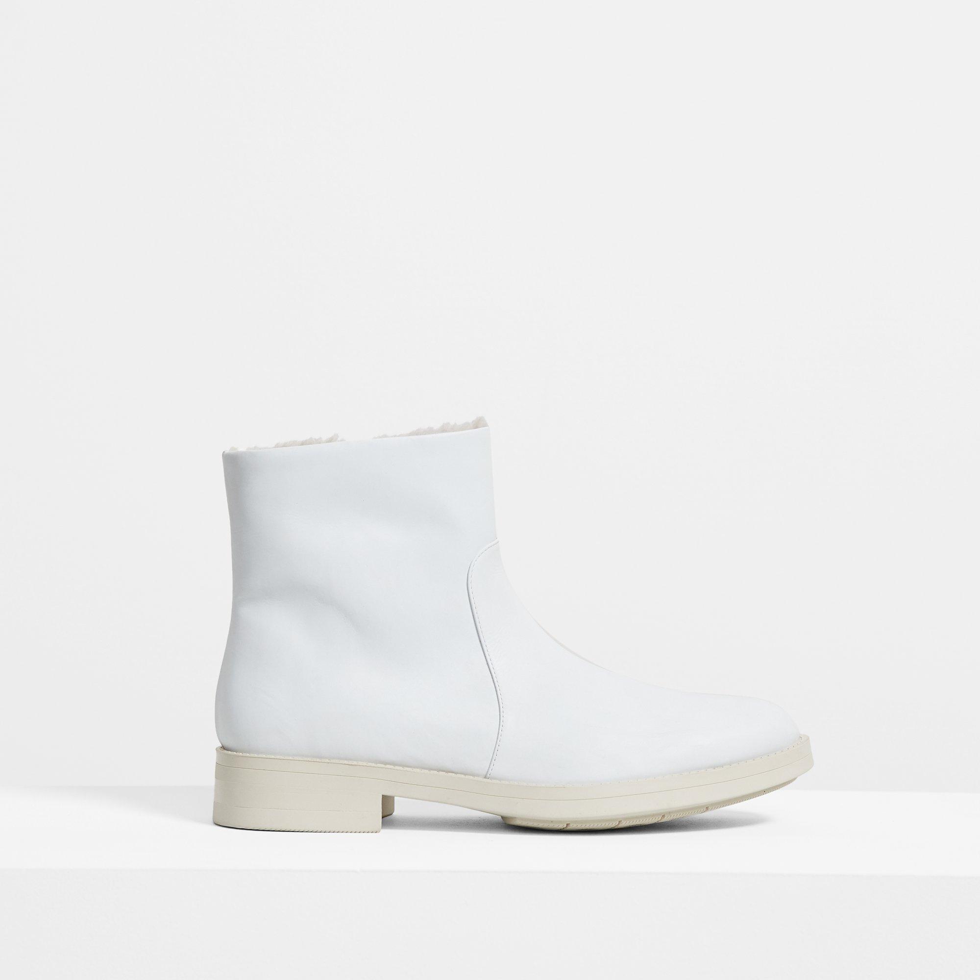 shearling lined bootie