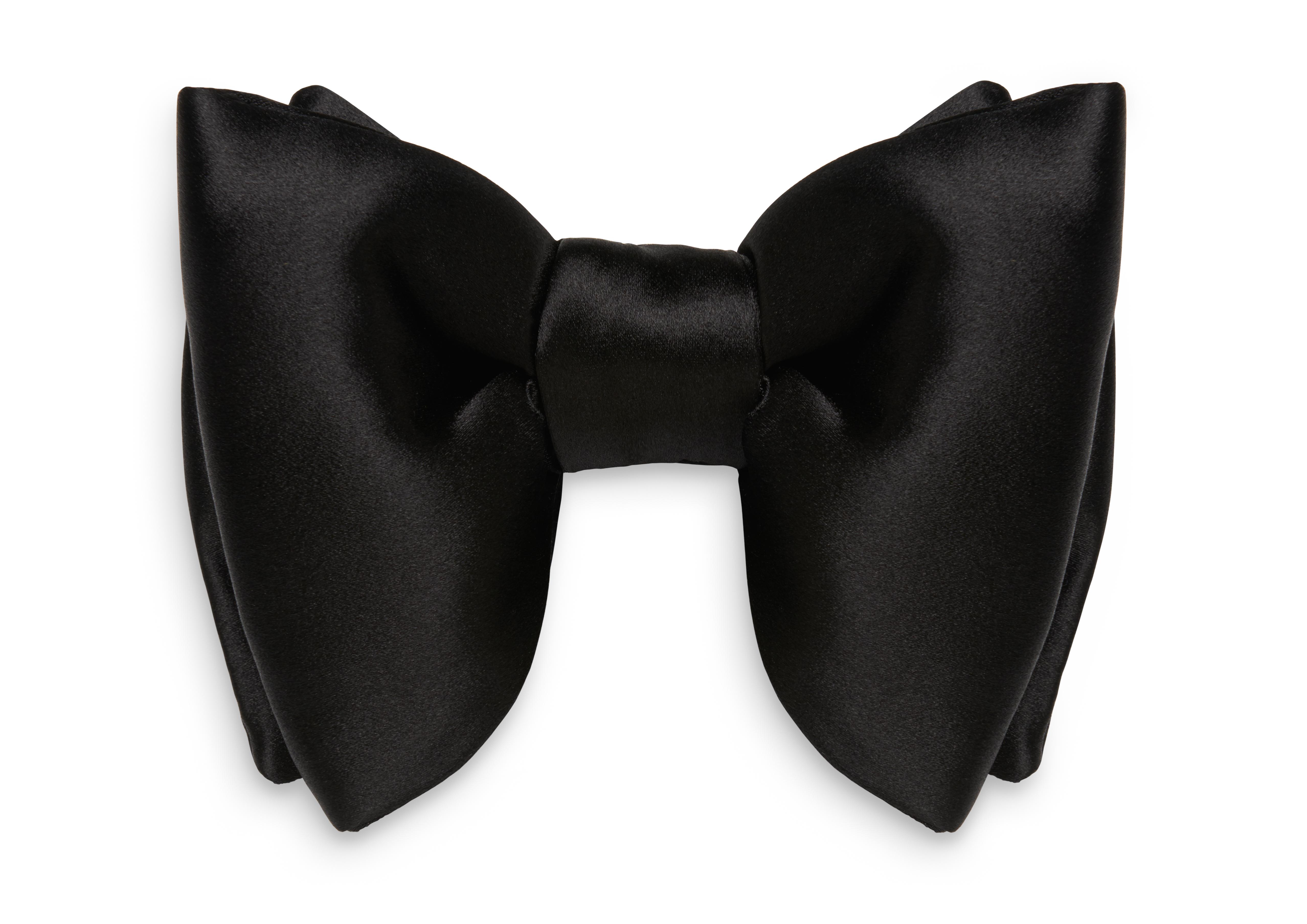 Tom Ford SILK CLASSIC PRE-TIED BOWTIE 