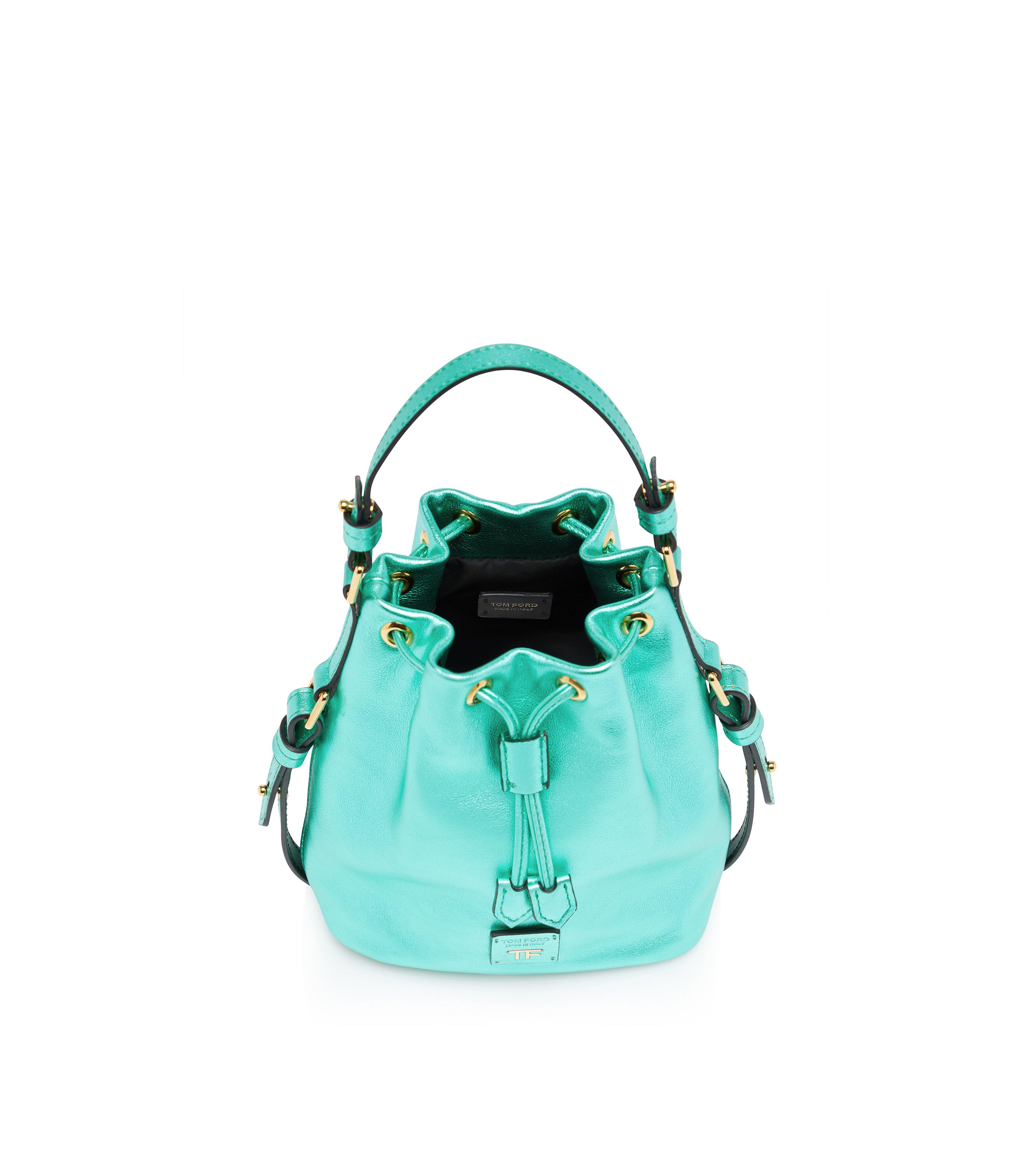 LAMINATED LEATHER DISCO SMALL BUCKET ON CHAIN D thumbnail