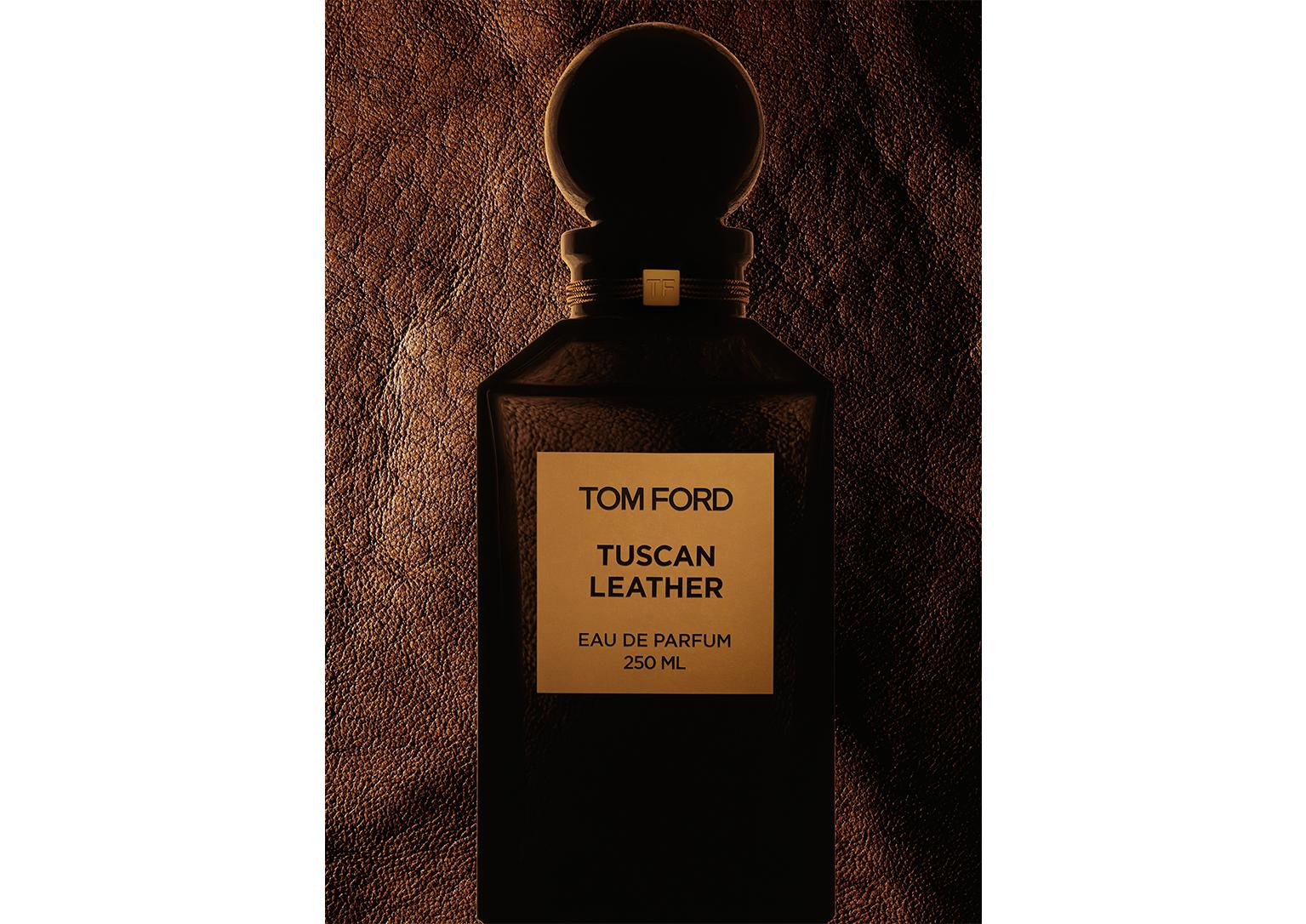 Tom TUSCAN LEATHER EAU DE PARFUM |