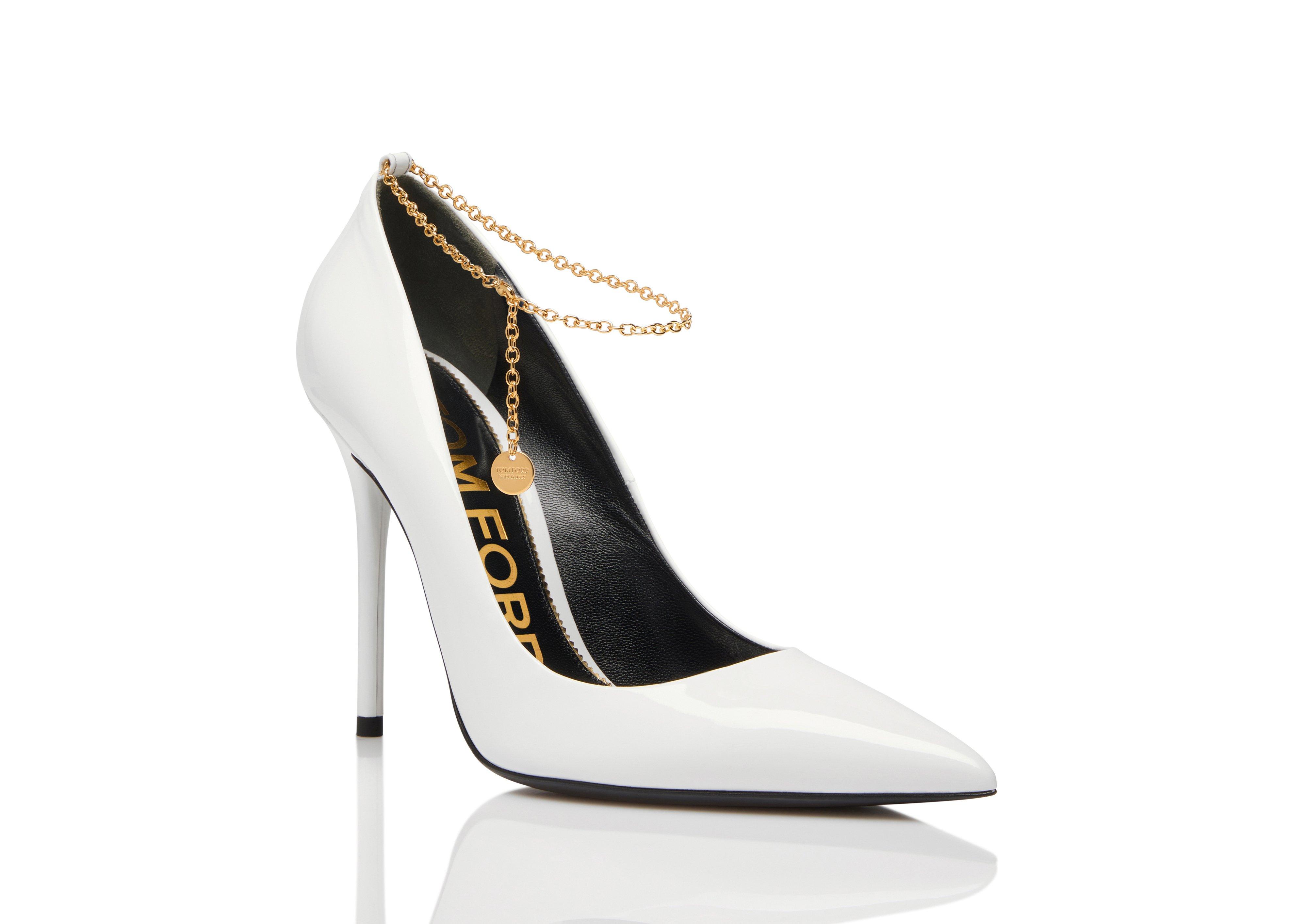 Chain 105 Patent Leather Pumps in Black - Tom Ford