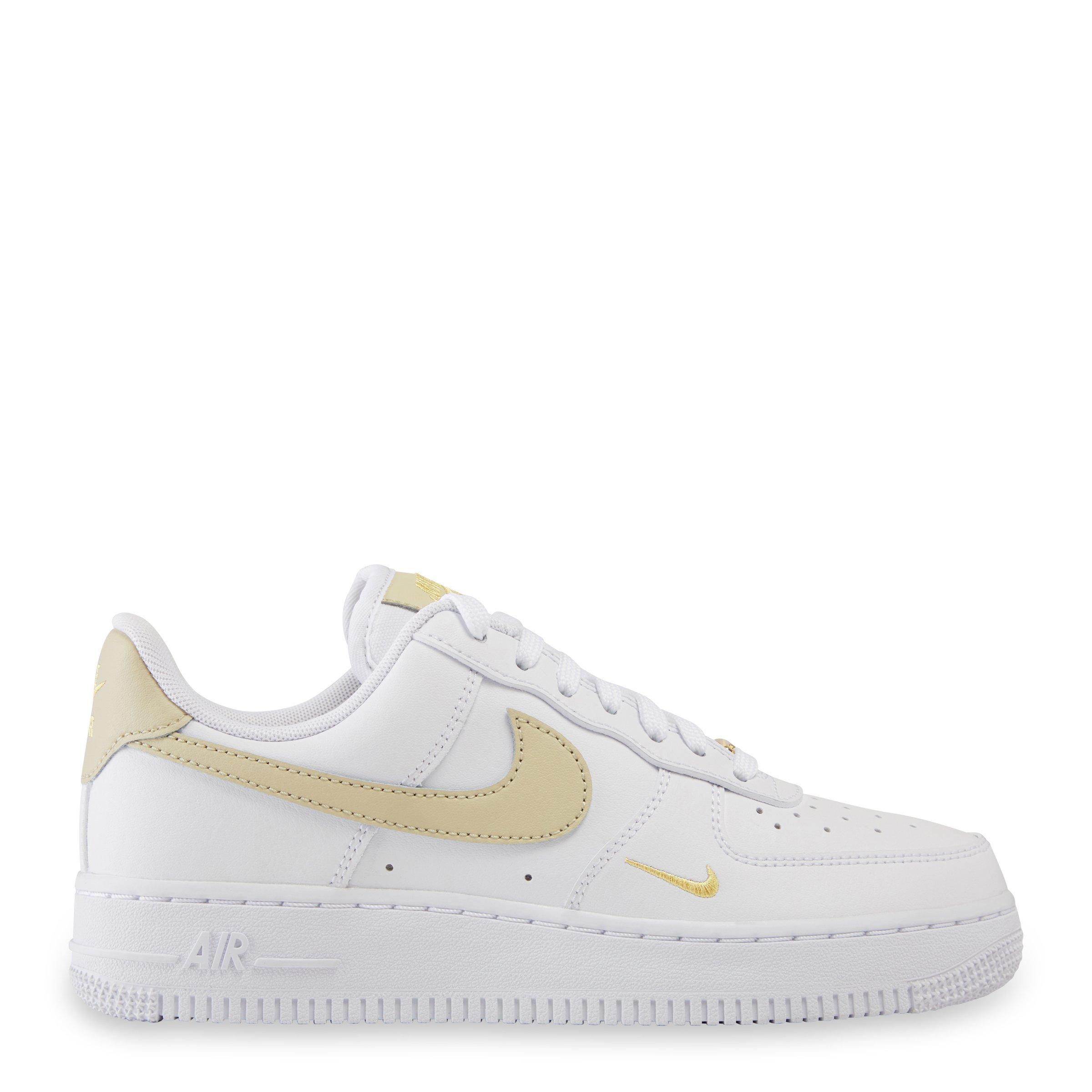 buy nike shoes