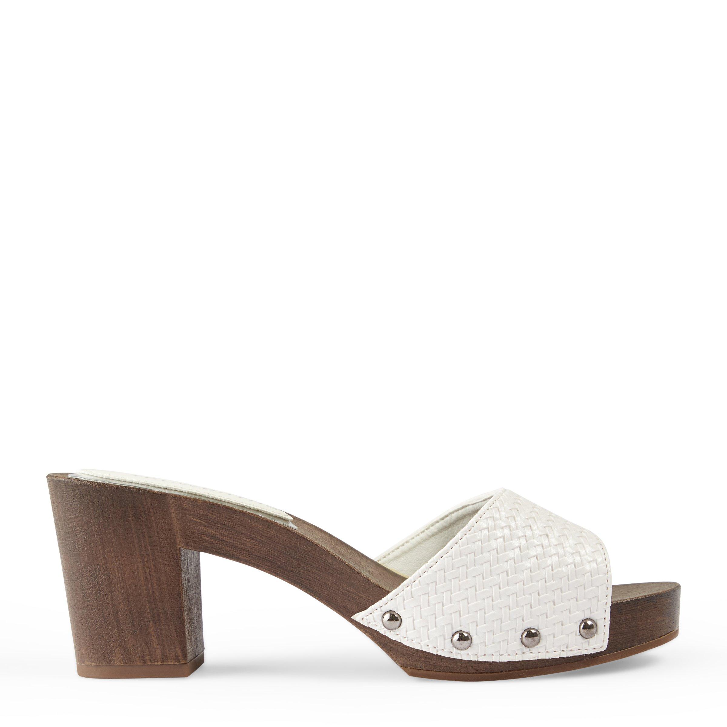 block heels truworths