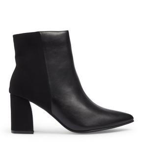 Black Pointy Boot