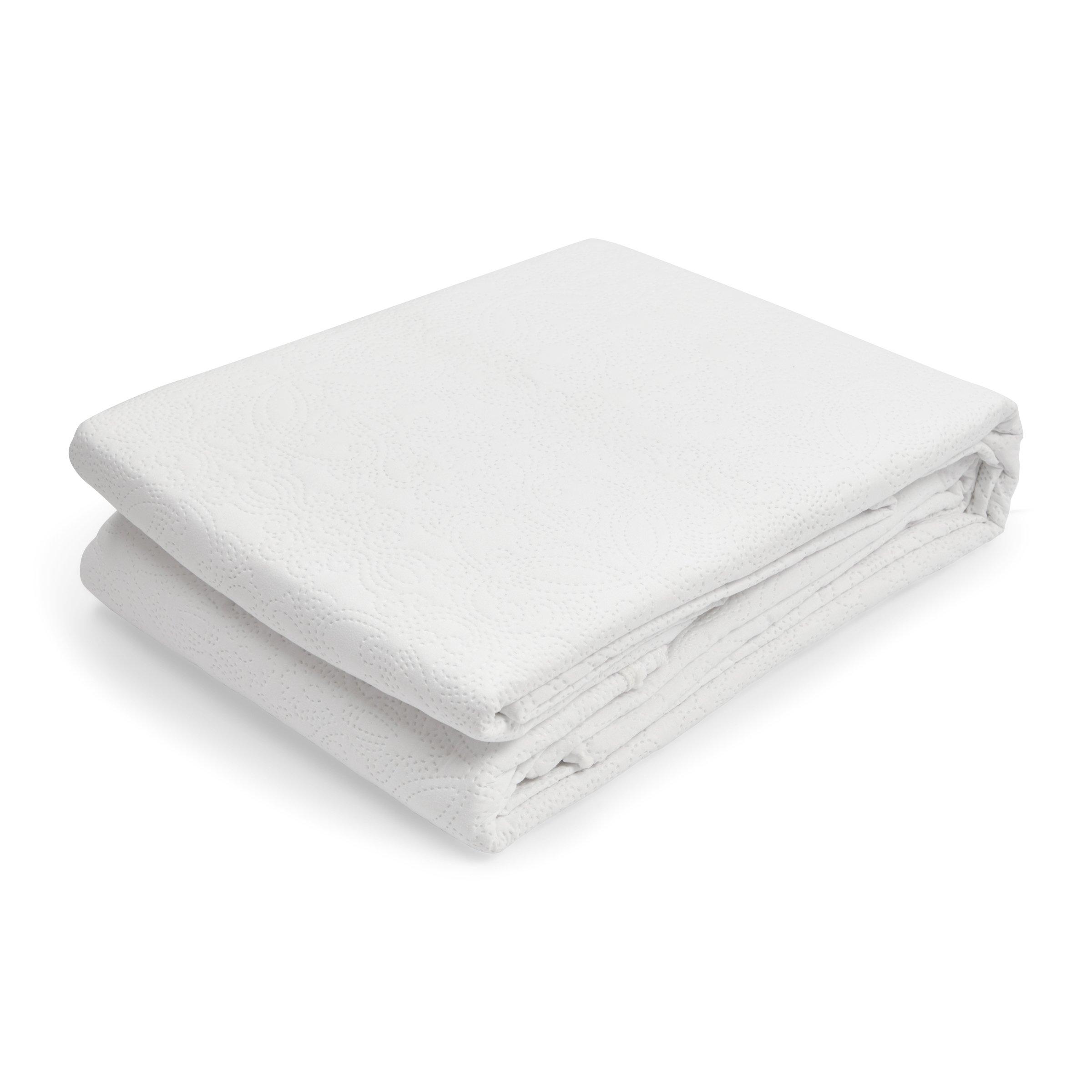 White Ultra Quilt (3103370) | Loads of Living